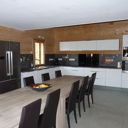 Les Petites Marmottes Villa Vaujany Exterior photo
